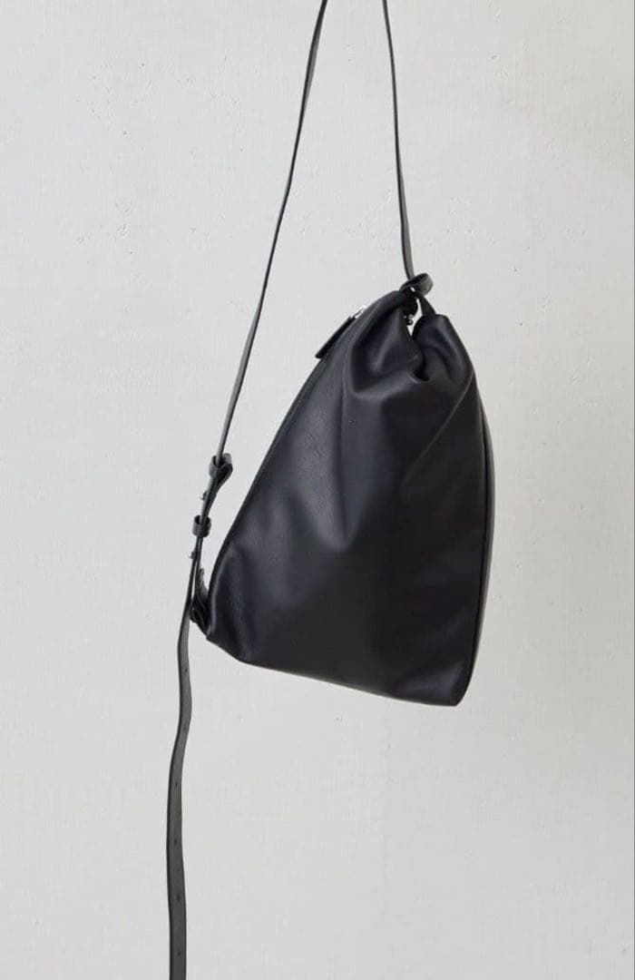 ear PAPILLONNER 2WAYレザーショルダーバッグ