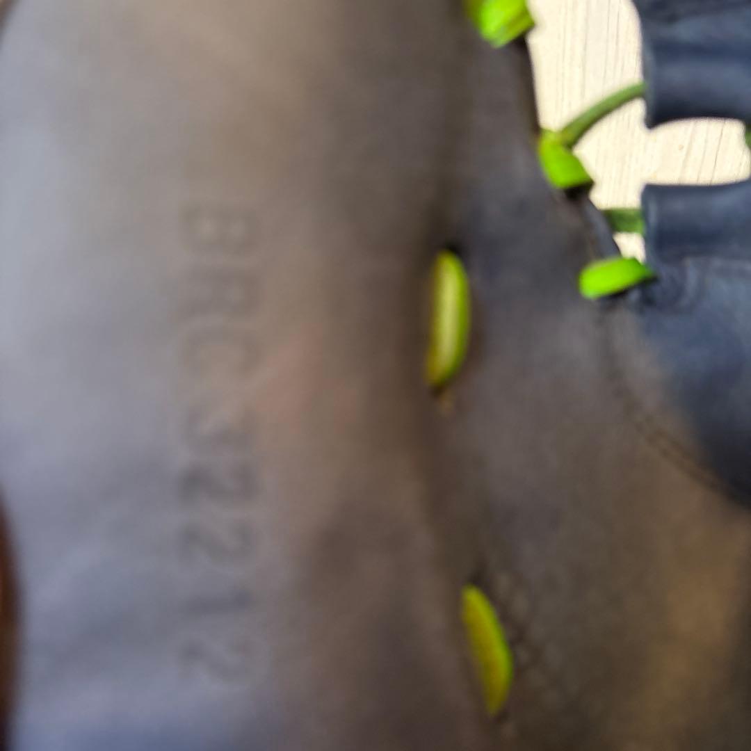 ZETT 軟式一般キャッチャーミット　ネイビー/グリーン　古田敦也モデル