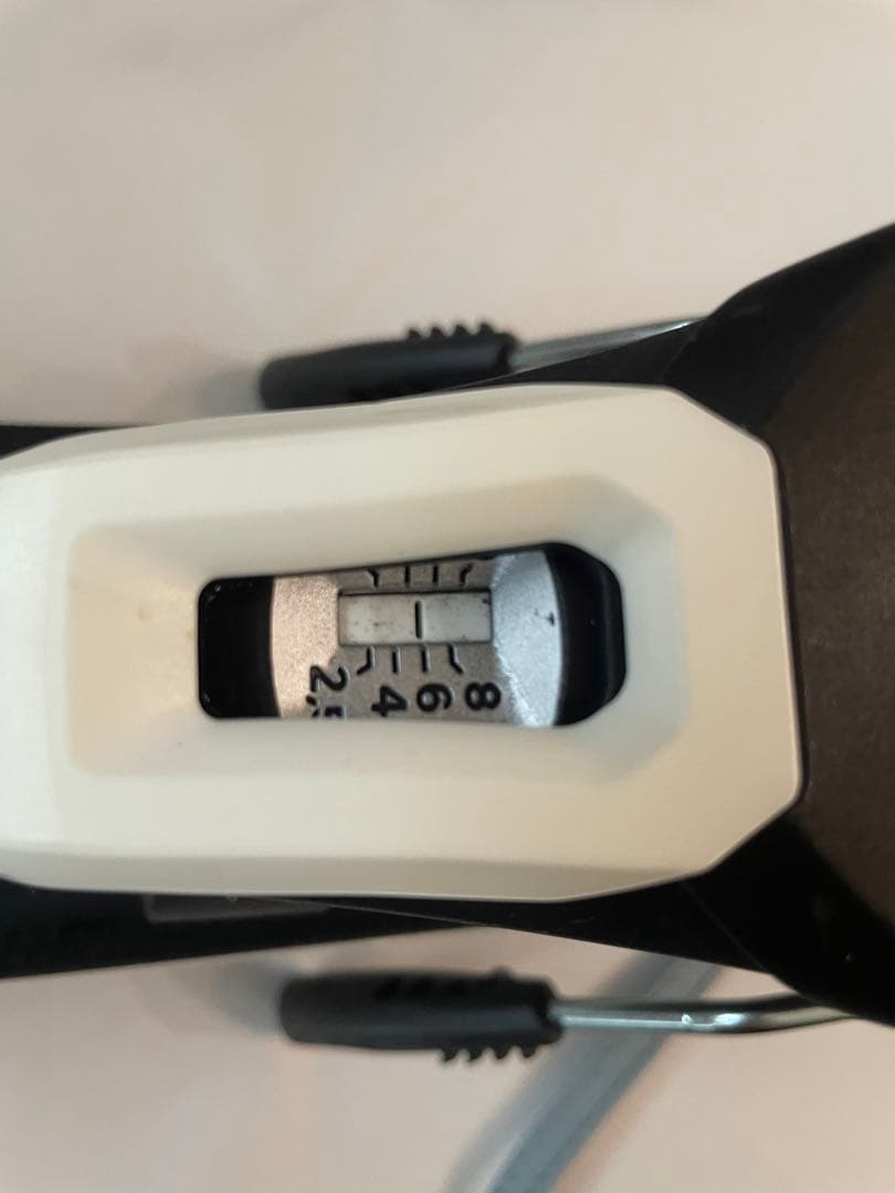 値下げ！傷ありHEAD ヘッド　スキー板　148センチ　レディース