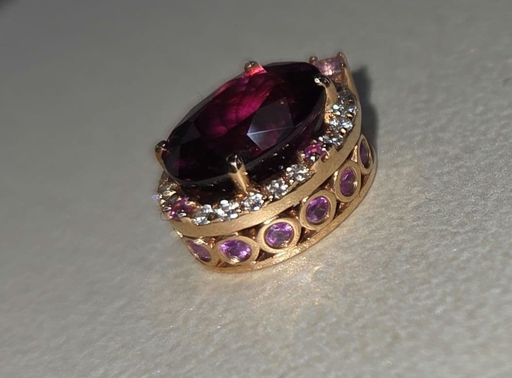 18K　ガーネット　ペンダントヘッド