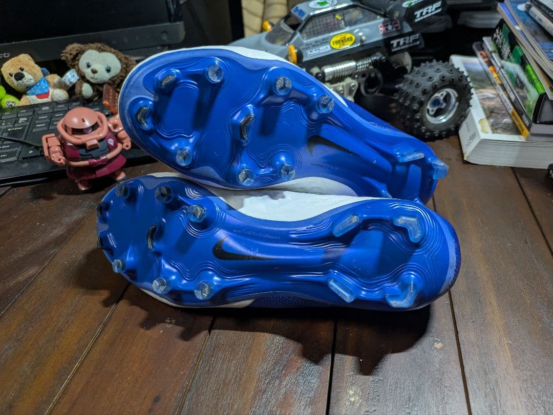 ナイキ　ティエンポレジェンド8エリートFG