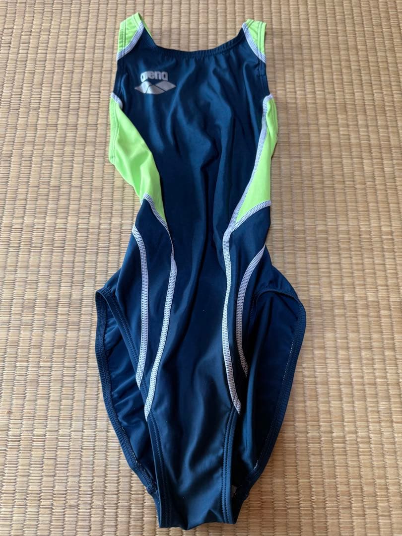 アリーナ　競泳水着　ニュークス　NUX ハイレグ　S