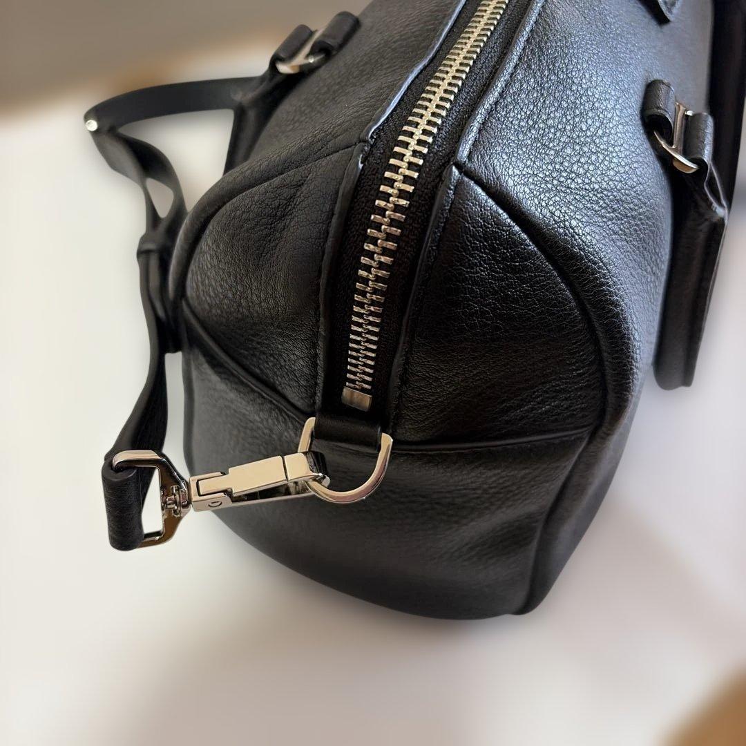 agasa h ブラックレザーショルダーバッグ