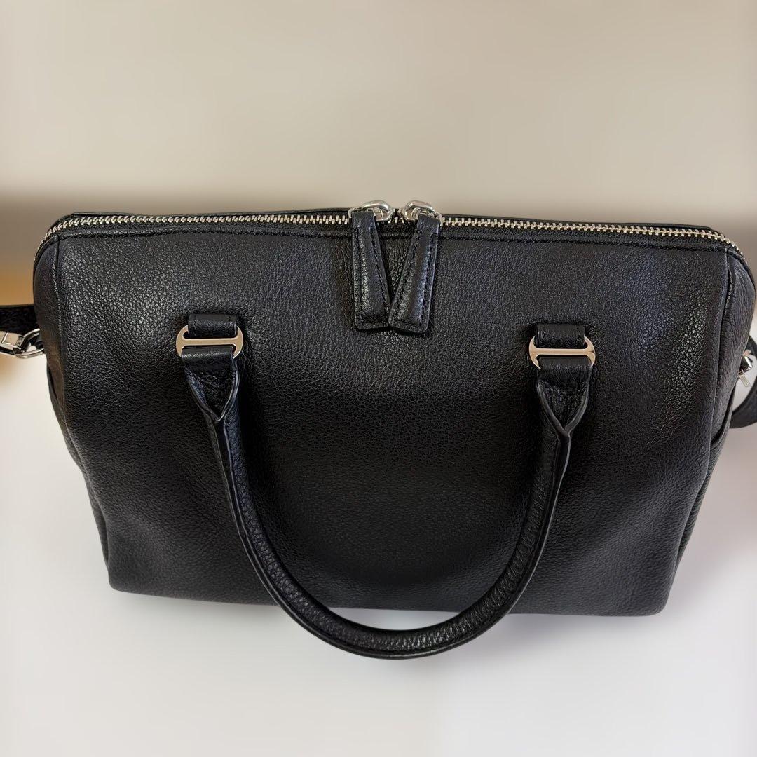 agasa h ブラックレザーショルダーバッグ