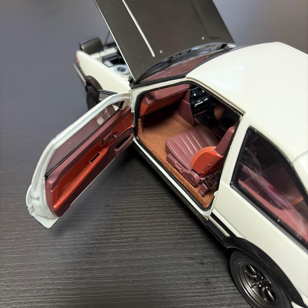 オートアート AE86 1/18　頭文字D