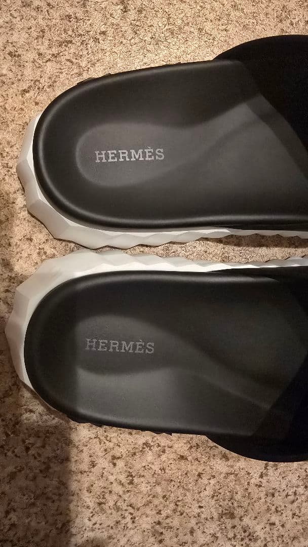HERMES ブラック インフラ 42