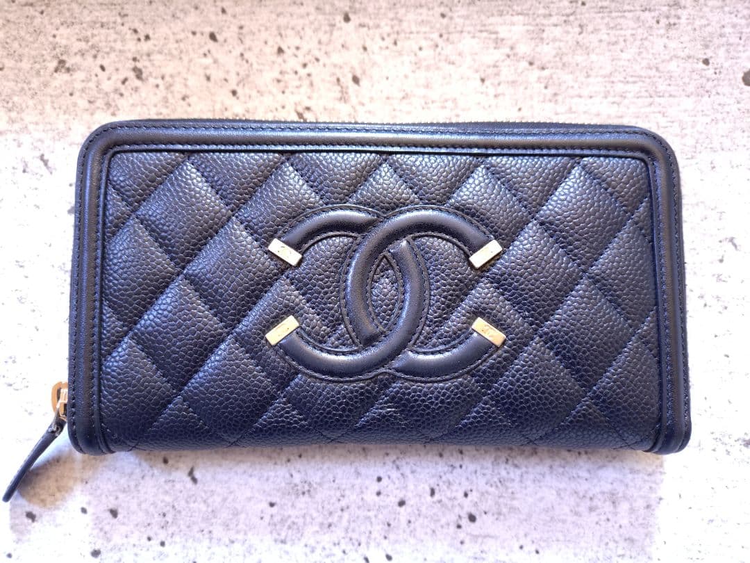 CHANEL CCフィリグリー キャビアスキン 長財布 ジップ