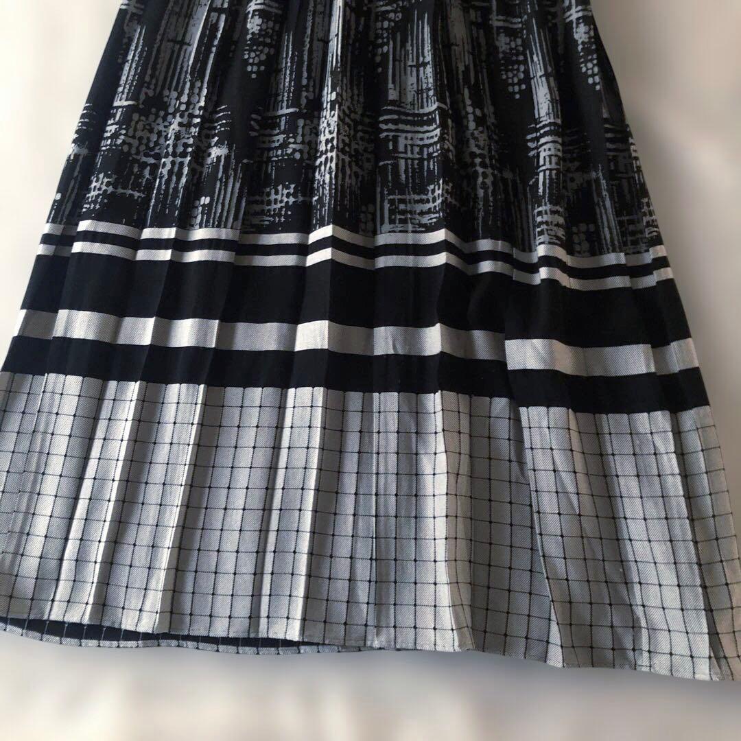 モラビトプルミエ　シャーリング　ワンピース