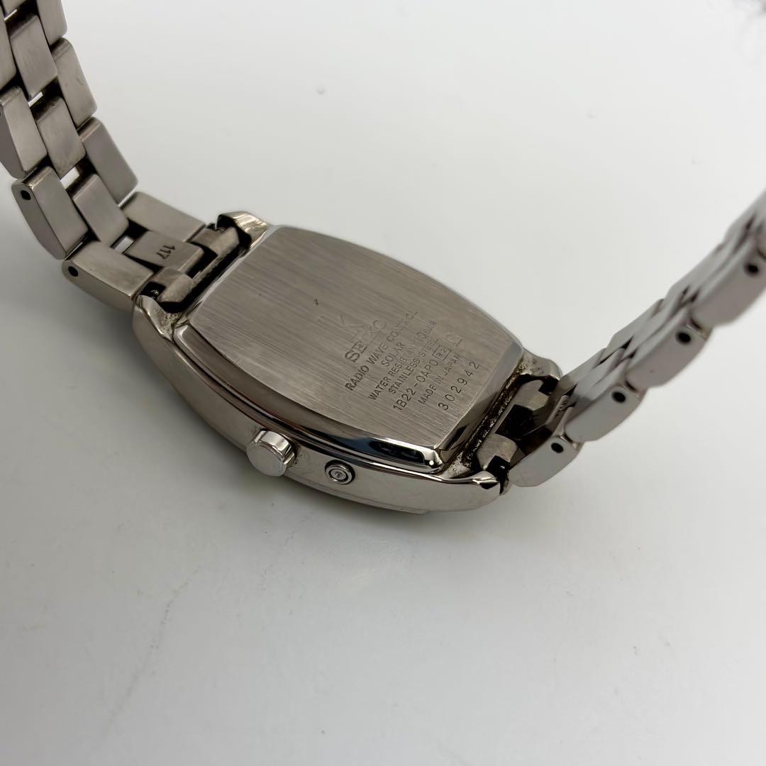 【美品】セイコー ルキア ピンク文字盤 トノー(樽) レディース 電波ソーラー