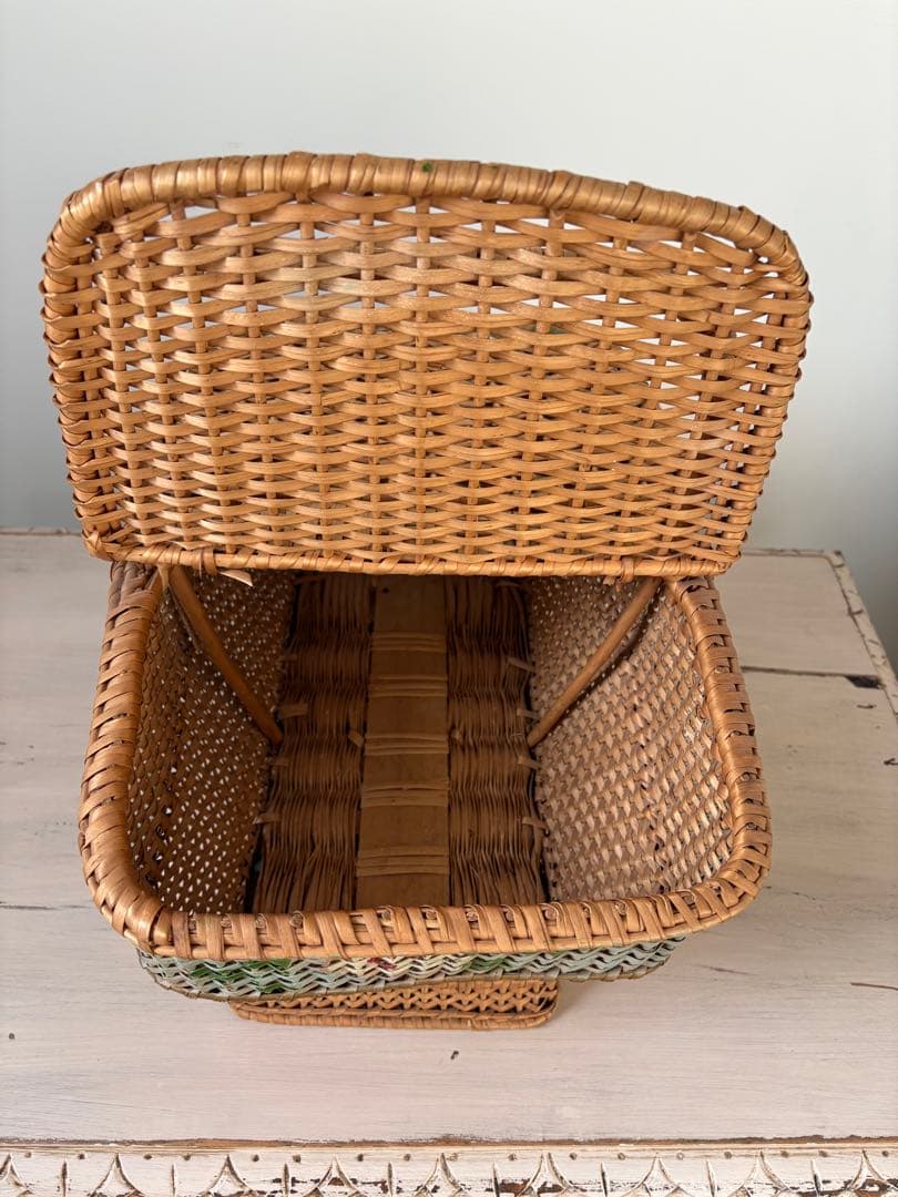 アンティークローズバスケット