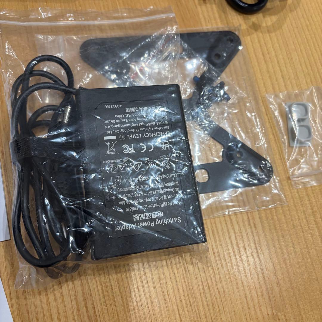 ミニPC MINISFORUM UM870 Slim