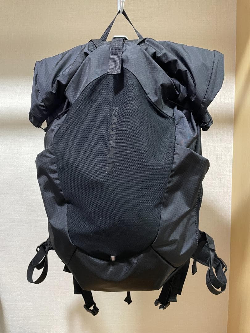 SALOMON ACS 20 バックパック BLACK ユニセックス