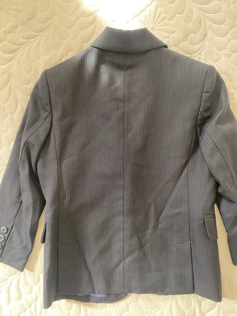 バーバリー　スーツ　卒園式　入学式　バッチ付き