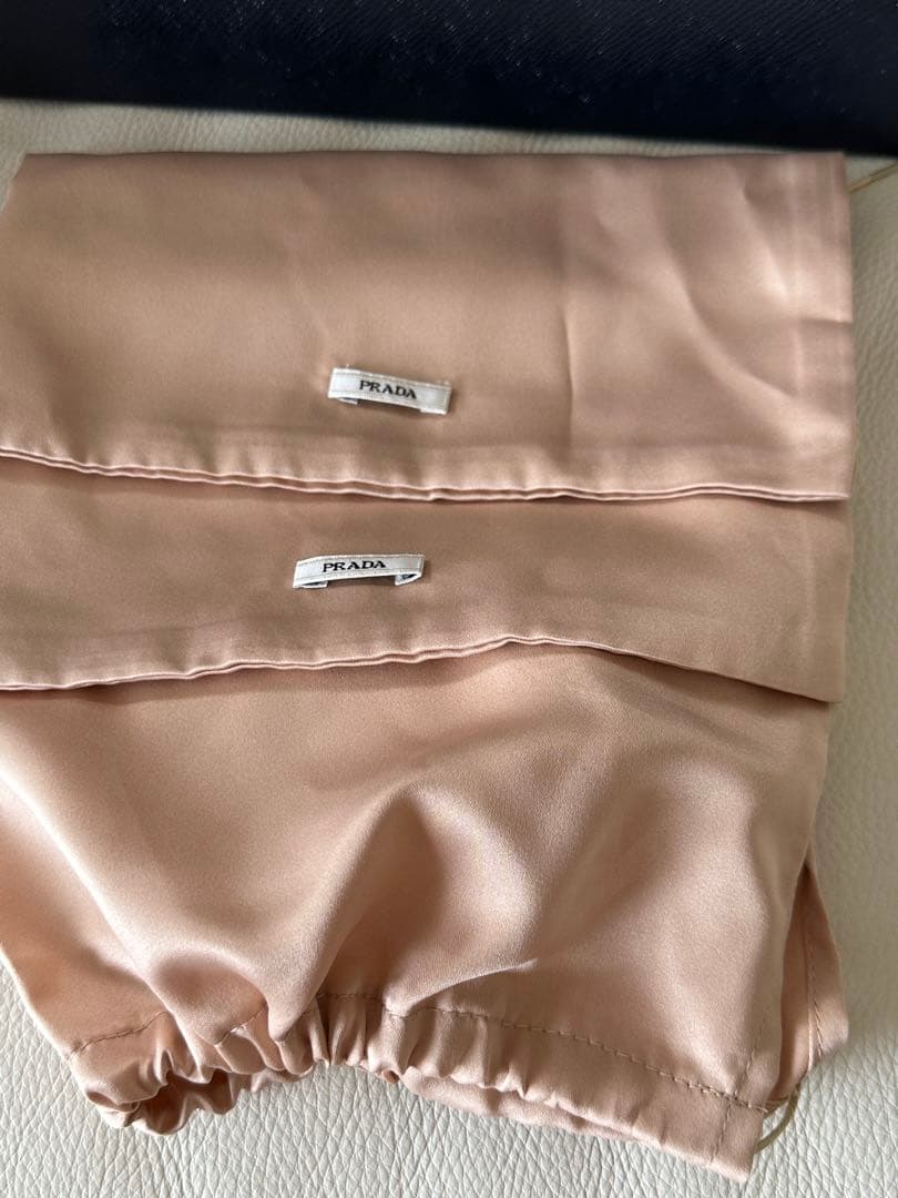 PRADA パンプス リボン　37 1/2 値下げました