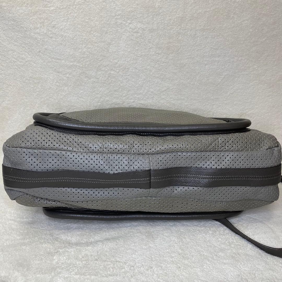 希少Chloe クロエ 2way パラティ ショルダーバッグ パンチング Y2K