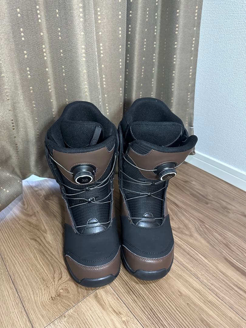 ブラウン スノーボードブーツ ボアシステム