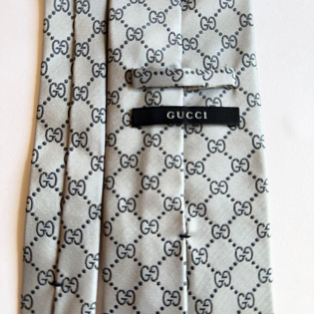 GUCCI グッチ ネクタイ GG総柄 シルバーグレー 高級シルク 美品