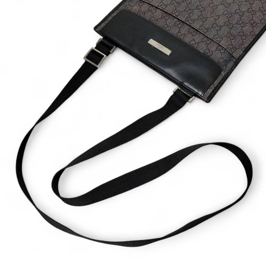 【美品】 GUCCI　グッチ　ショルダーバック　サコッシュ　GGキャンバス　袋有