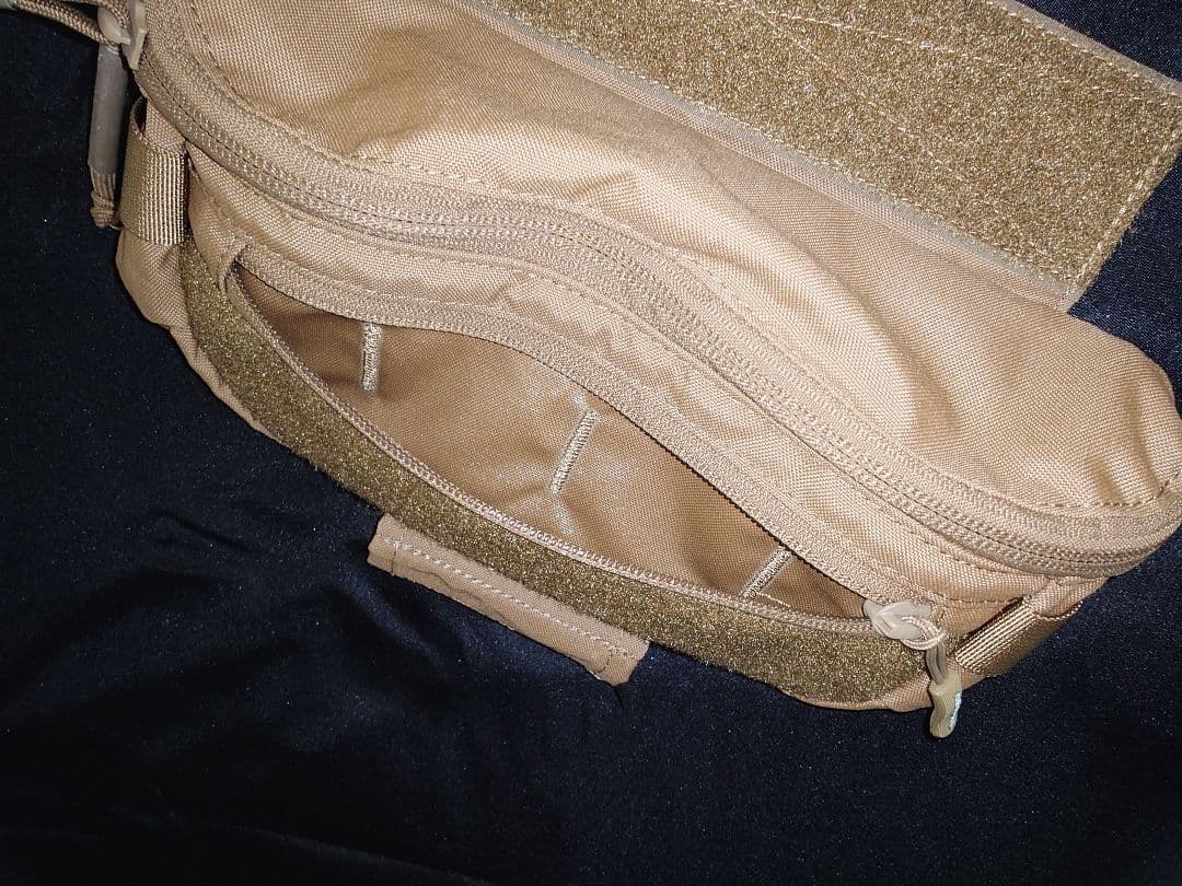 AGILITE ハンガーポーチ （タンカラー）