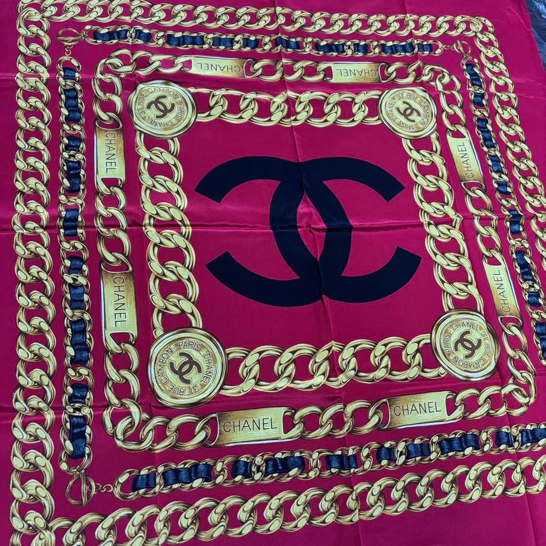 CHANELシャネル ロゴココマーク チェーン 柄シルク 100% スカーフ
