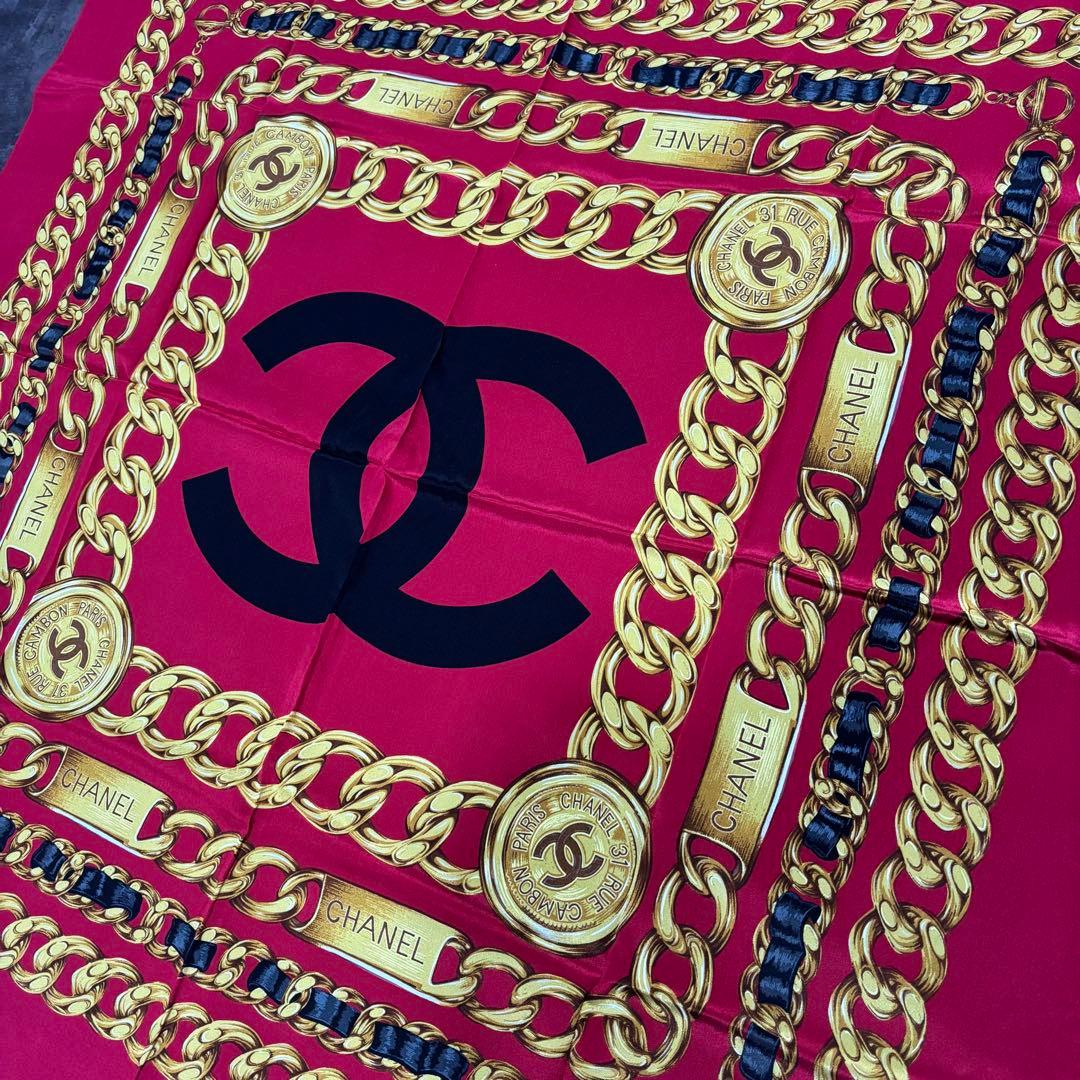 CHANELシャネル ロゴココマーク チェーン 柄シルク 100% スカーフ