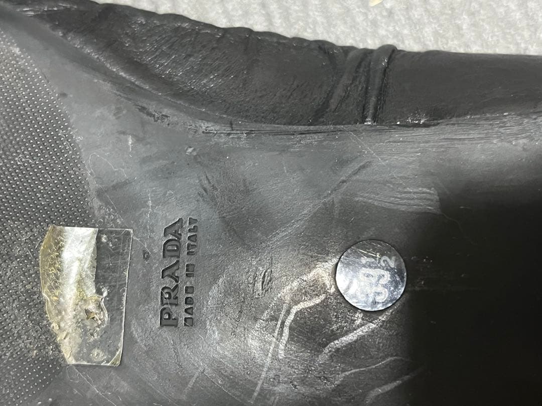 PRADA ブラック フリンジ フラットシューズ