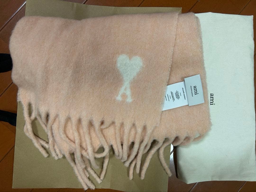 【新品】今季Ami DE COEUR マフラー　スカーフ　パウダー QR付正規品