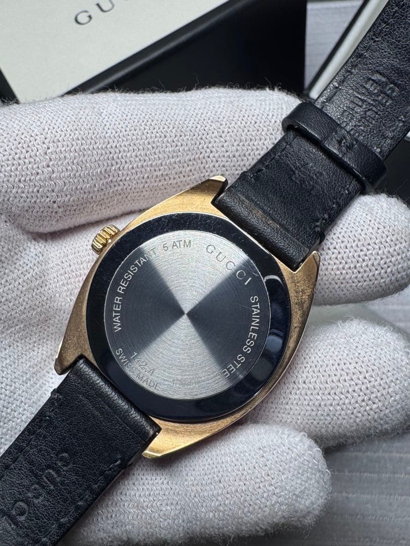 Gucci 腕時計 ブラックレザー