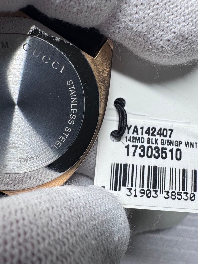 Gucci 腕時計 ブラックレザー