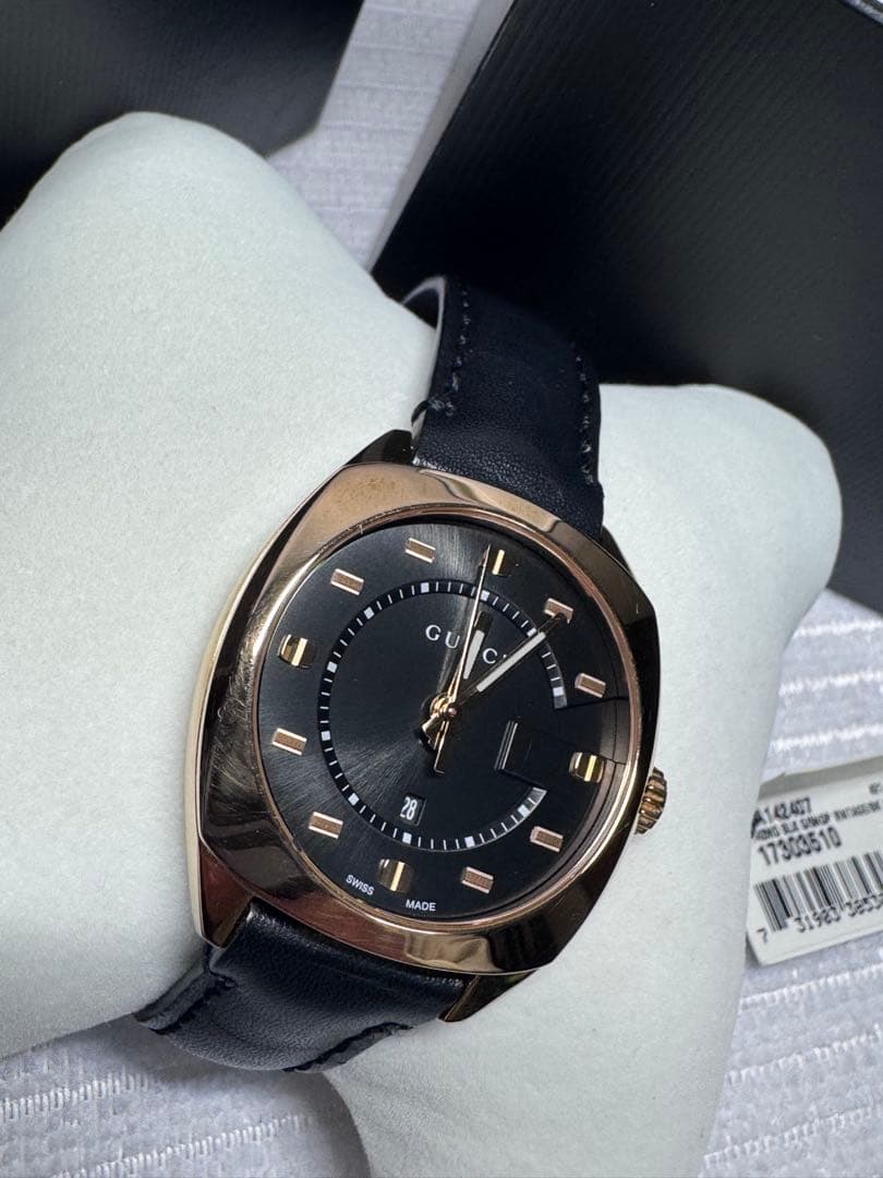 Gucci 腕時計 ブラックレザー