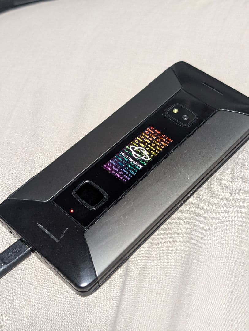 スマートフォン本体 planet cosmo communicator