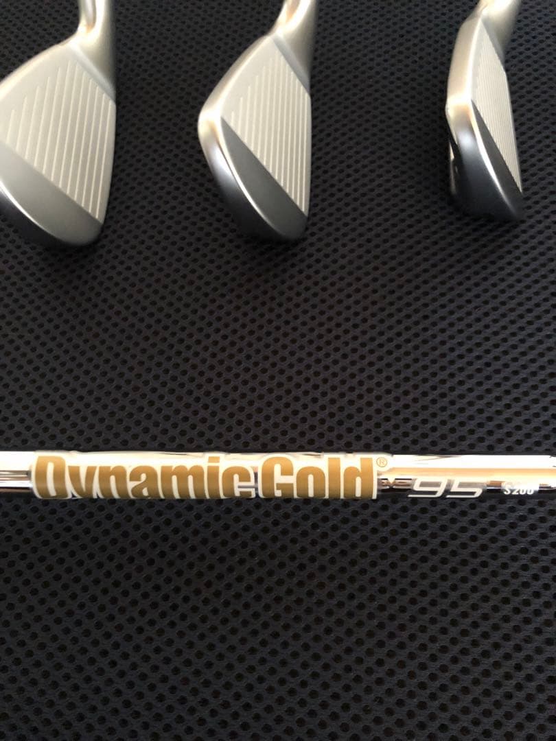 SIXON ZXi4アイアンセット 5-9 P