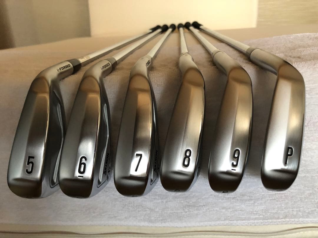 SIXON ZXi4アイアンセット 5-9 P