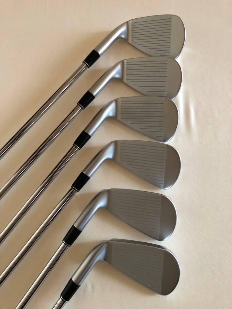 SIXON ZXi4アイアンセット 5-9 P