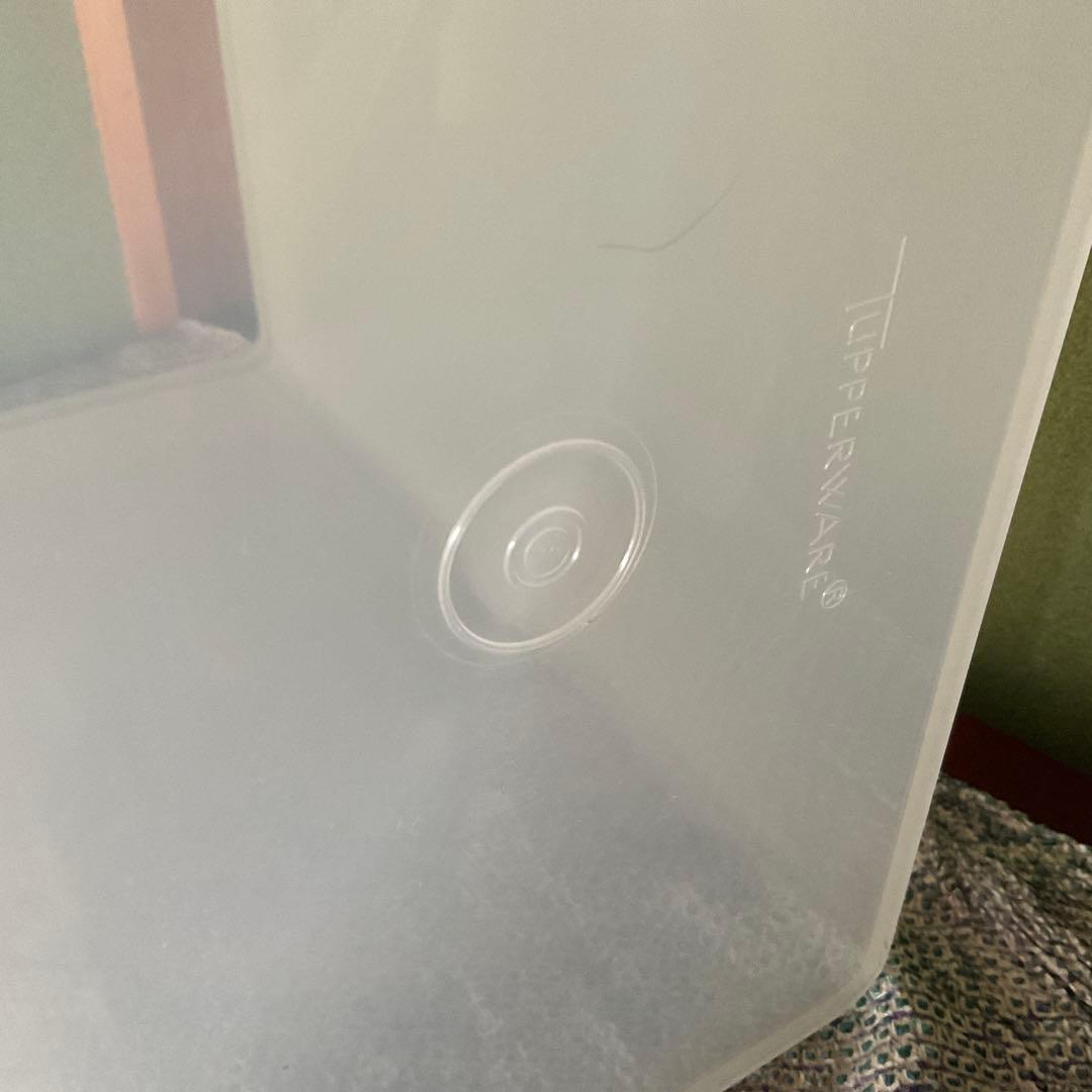 美品Tupperware タッパーウェア　米備蓄用　10kg フタ-薄ピンク