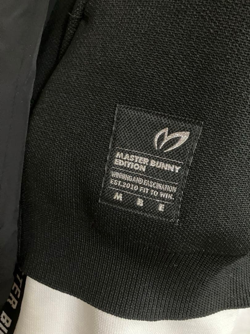 ⭐️美品⭐️マスターバニー　中綿切替　ジップアップ　パーカー　モックネック　黒