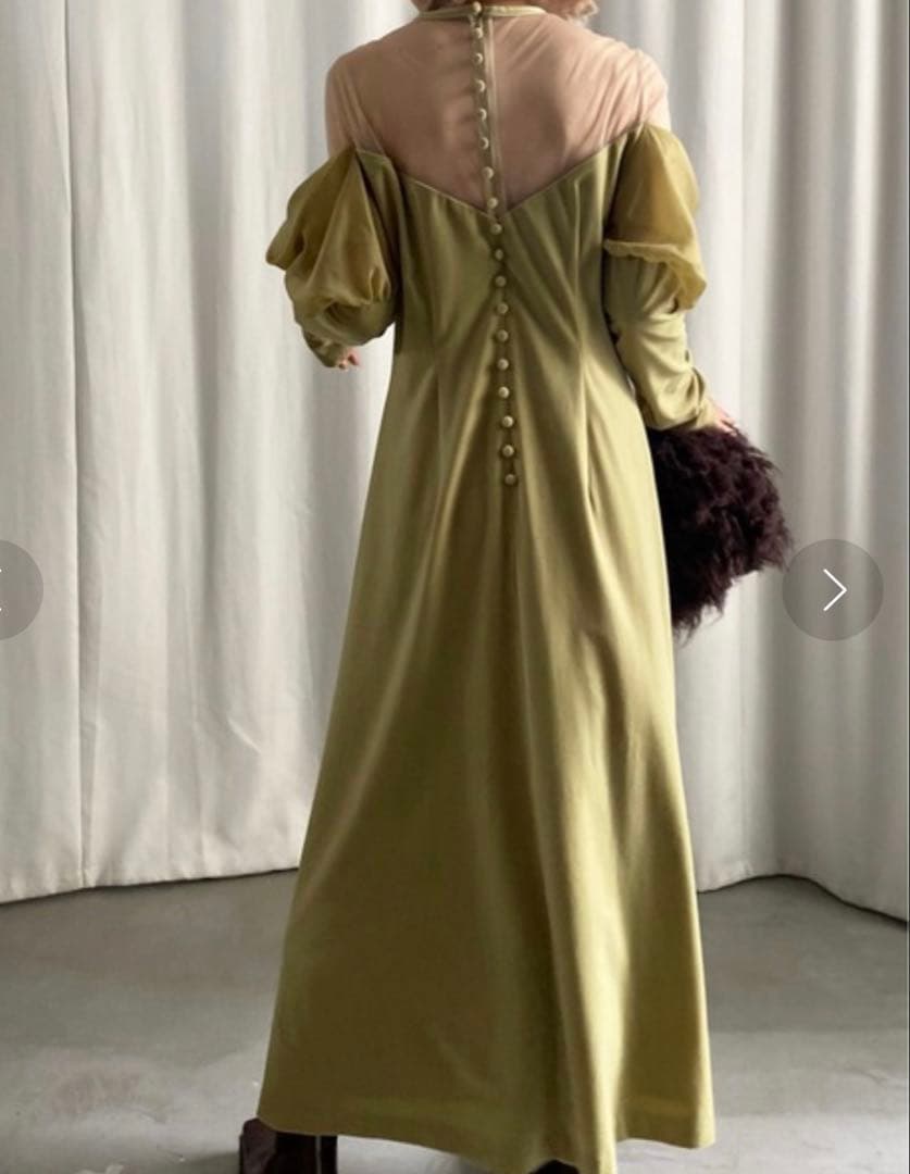 【最終値下げ・即購入可】ameri UNDVELOUROFF SHOULDERD