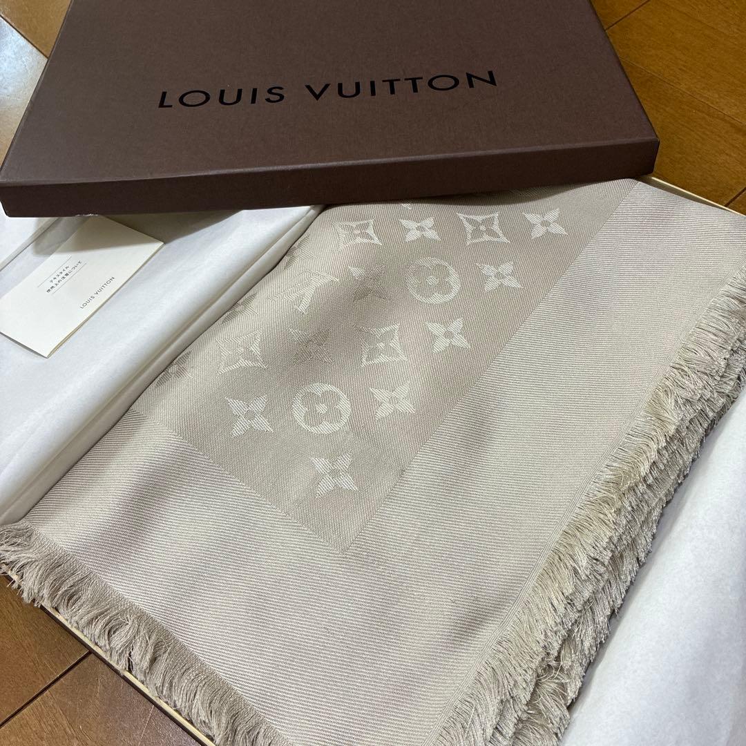 LOUIS VUITTON 大判ストール　ベージュ
