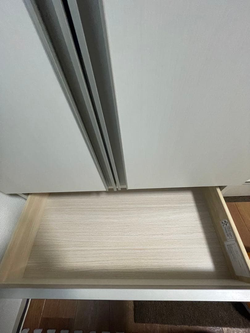 ワードロープ　ニトリ　ホワイト収納タンス ハンガーラック付き