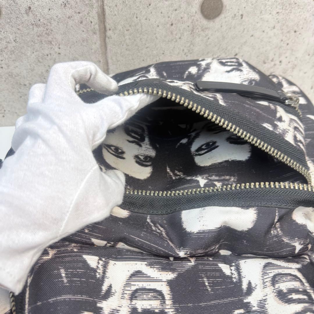 S*b様 マークジェイコブス マリアカラスプリント バックパックホワイト×ブラッ