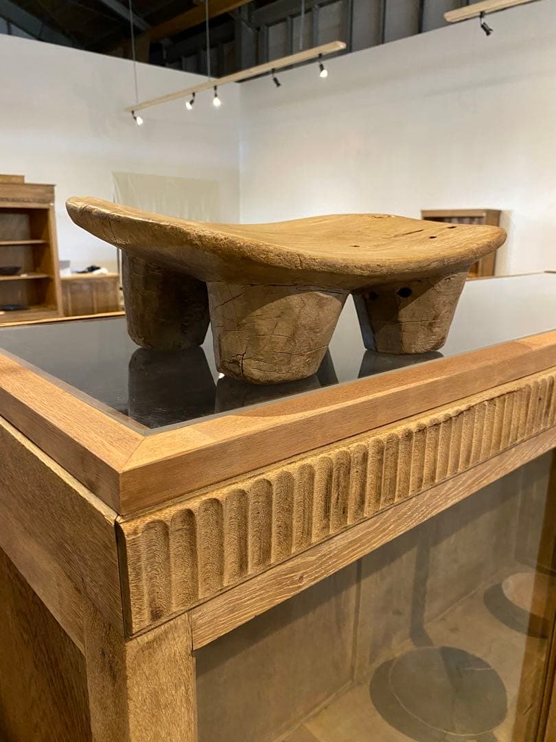 5*1様 アンティーク　アフリカ　スツール　木製