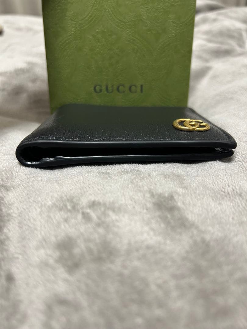 GUCCI GG二つ折り財布