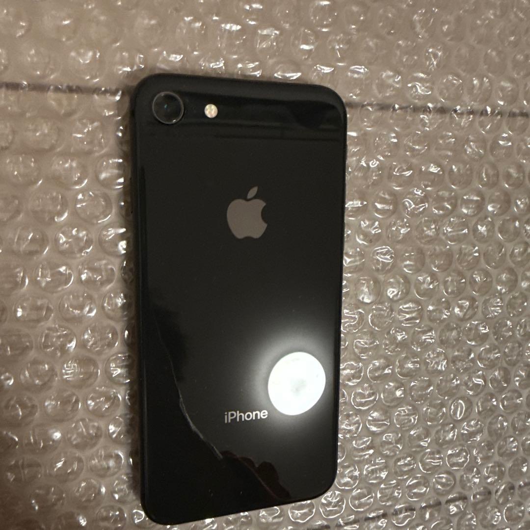 携帯電話本体 iPhone8 64GB