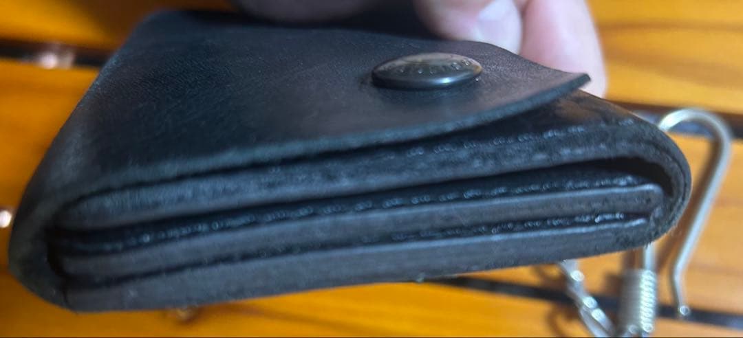 レッドムーンREDMOON2つ折り財布 TW01-MID ブラック チェーン付き