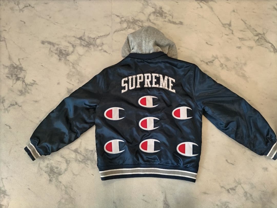Champion SUPREME フード付きスタジャン