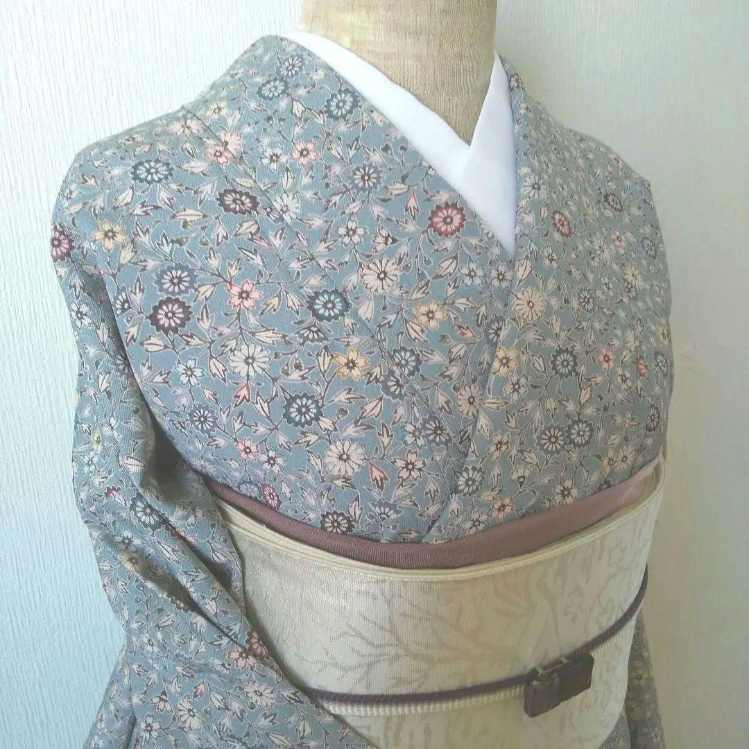 【さんび誂製】上質化繊・小紋・小花柄・くすみ水色系・袷・美品