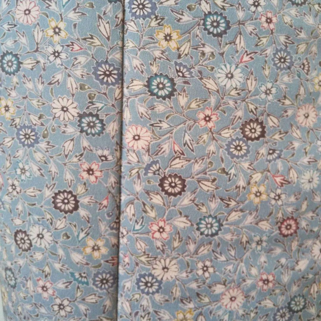 【さんび誂製】上質化繊・小紋・小花柄・くすみ水色系・袷・美品