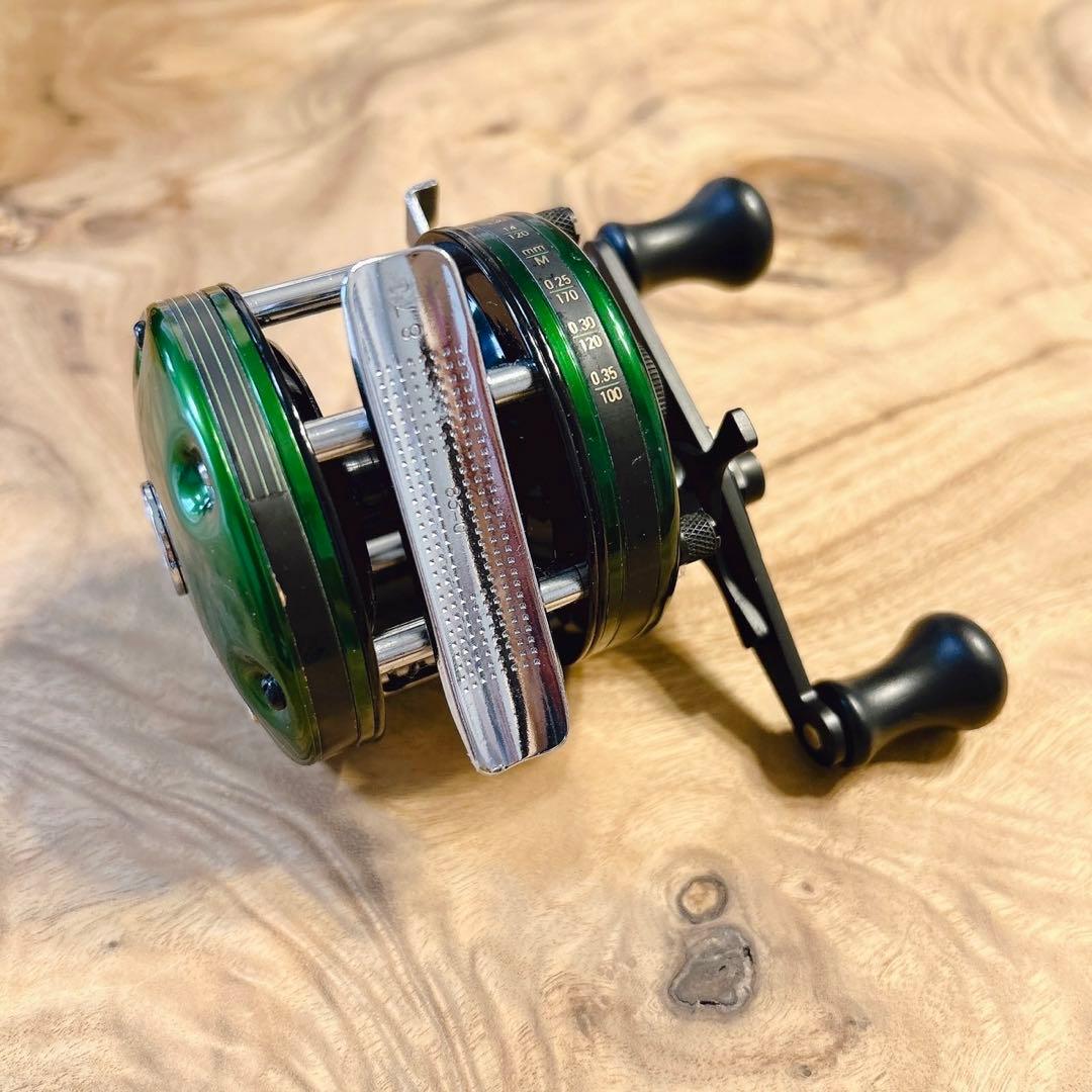 ABU Ambassadeur 4500CB グリーン　激レア　　デッドストック