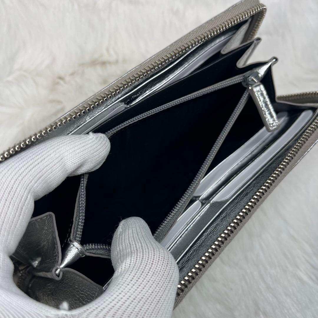 【新品未使用】YSL シルバー 長財布