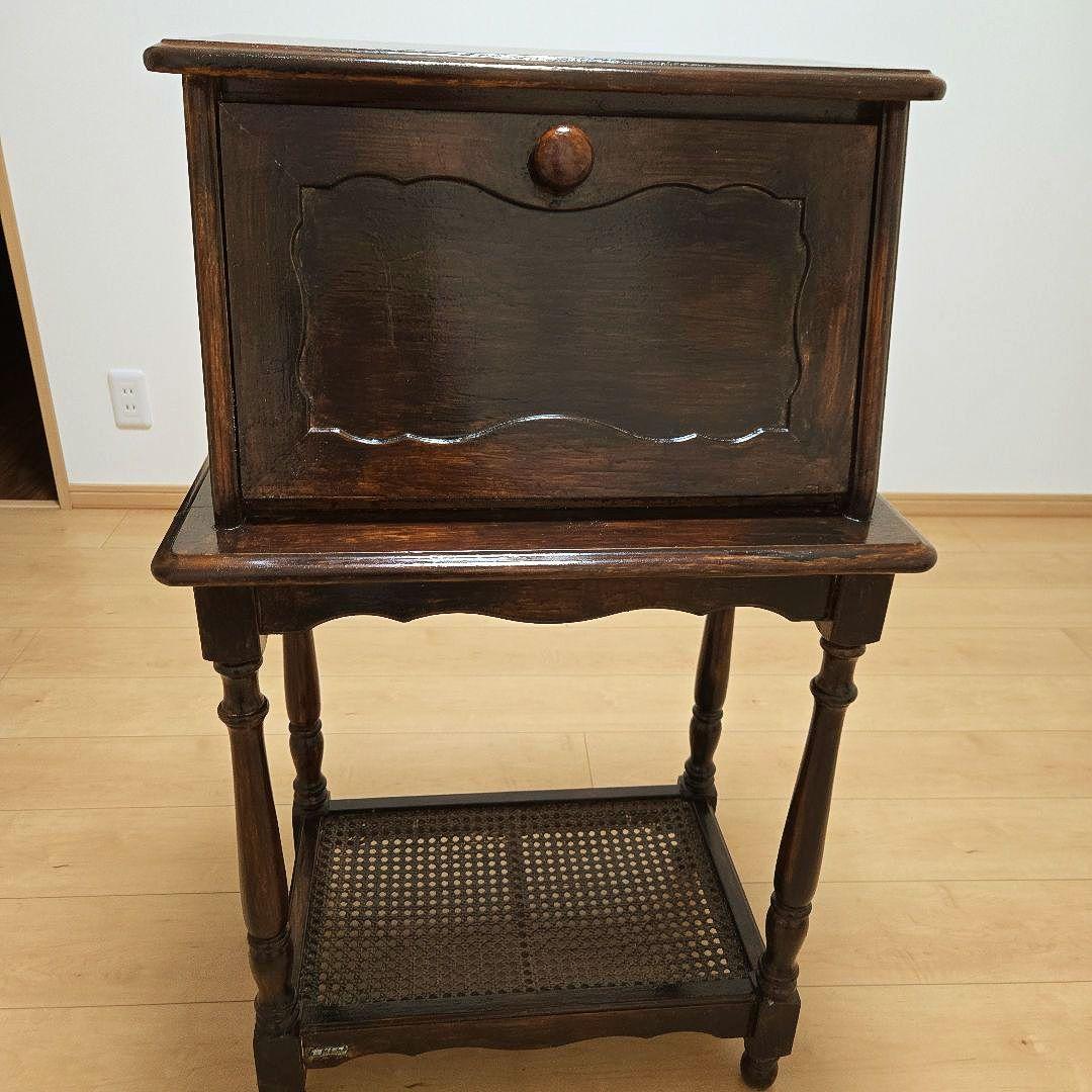 ライティングビューロー　カリモク家具